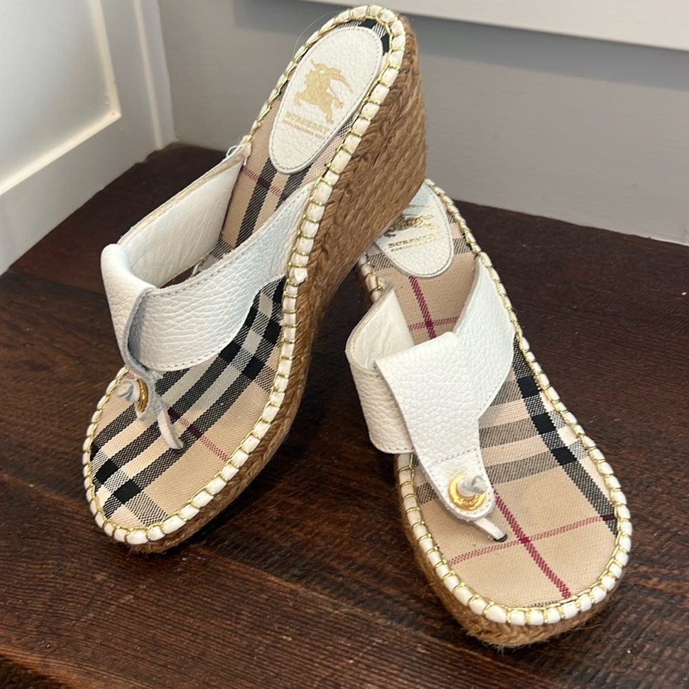 NWOB Burberry Nova Check Leather Espadrille